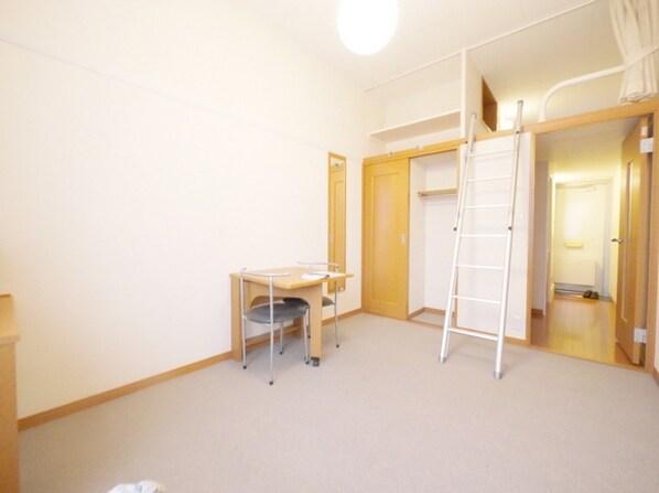 レオパレスウエストゴールドの物件内観写真